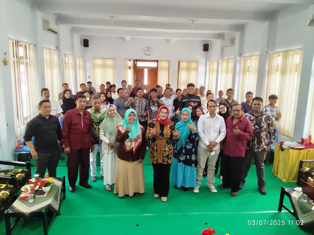 Seminar Nasional dengan tema ” Forum Penyelesaian Sengketa Kontrak Bisnis Internasional”